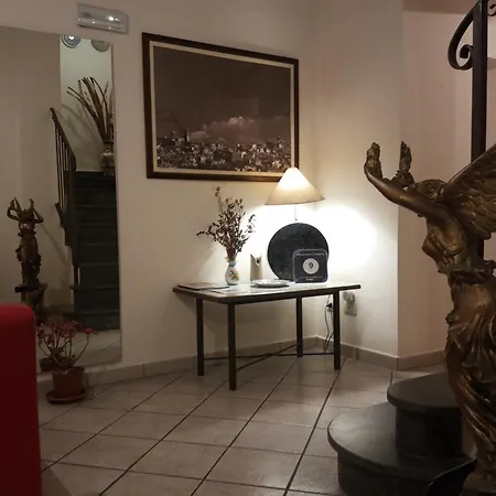La Piazzetta Guest house