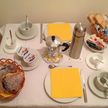 La Piazzetta Guest house