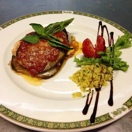 La Piazzetta 칼타기론